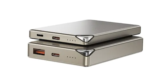 WiWu 5000mAh Magnetic Power Bank P019 Portable Wireless Charger for iPhone MagSafe Compatible